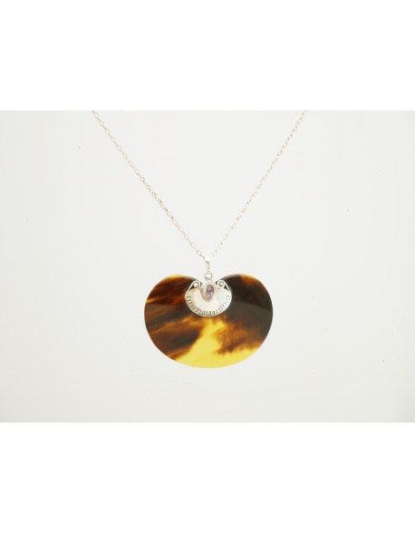 Pendentif Ecaille et pierre