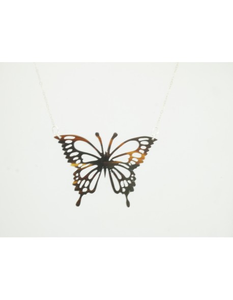 Collier Ecaille brune forme papillon avec chaine argent